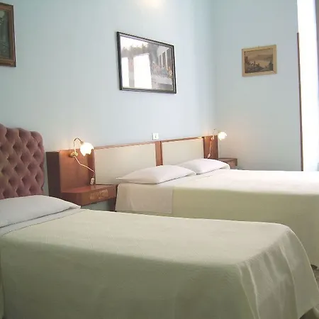 Nautilus Hotel 3*