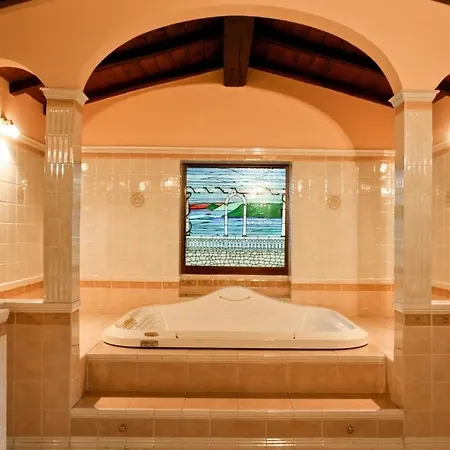 Capo Di Bove Villa *