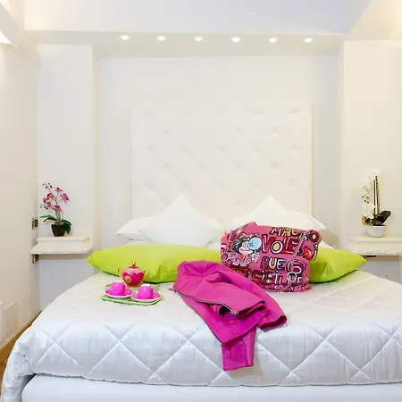Domus Spagna Capo Le Case 3* Rome