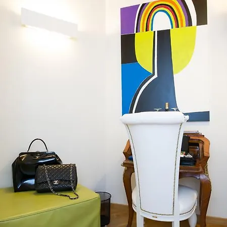Bed & Breakfast Domus Spagna Capo Le Case 3*