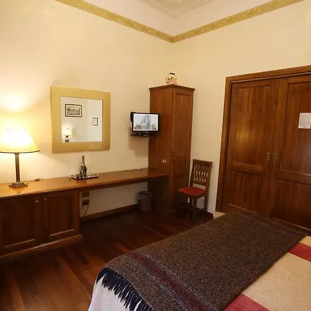 Bed & Breakfast Al Colonnato Di San Pietro 3*