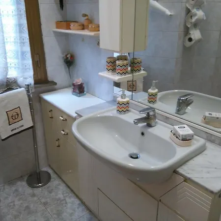 Maison De Chantal Apartment *