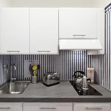 Urbana Lodge, Monti Appartement *