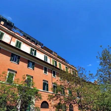 Garibaldi Apartment *