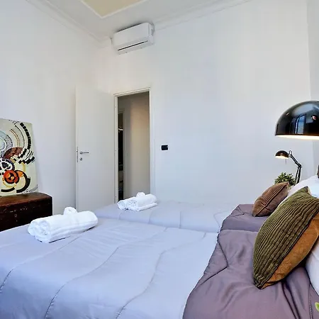 Piazza Capponi Apartment *