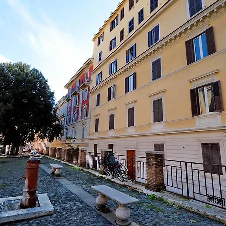 Apartment Piazza Capponi *
