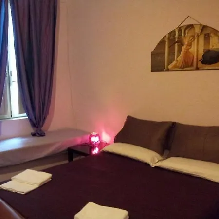 Carlo Alberto House Bed & Breakfast Rome