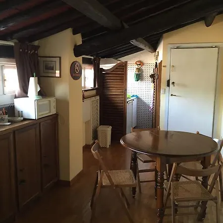 Casa Delle Eroidi *
