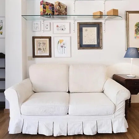 Terrione - Charme Holidays Apartment *