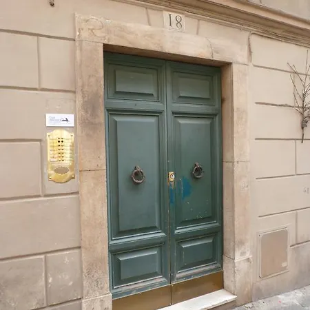 Domus Spagna Capo Le Case 3*