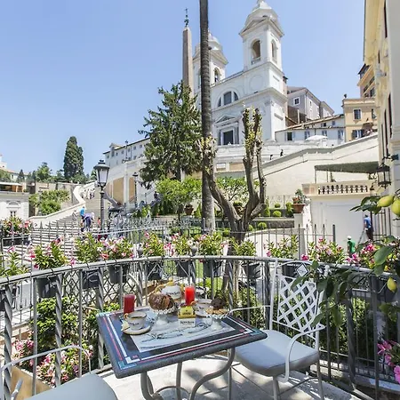 Royal Trinita Dei Monti 4*