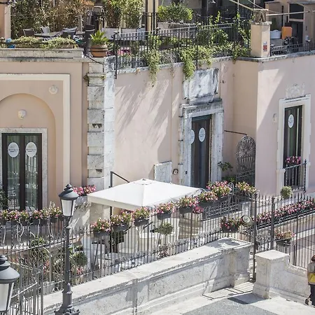 Royal Trinita Dei Monti Hotel 4*