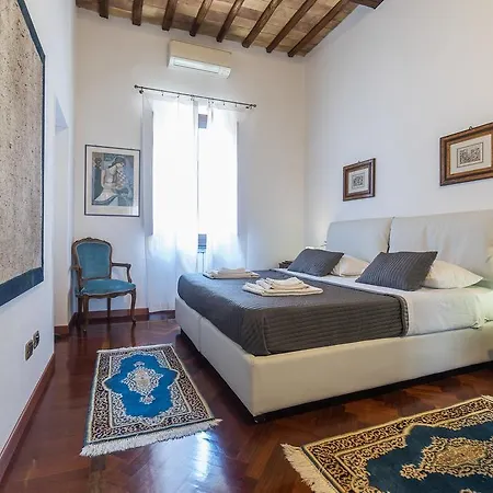 Apartment Aurora Al Colosseo Rome