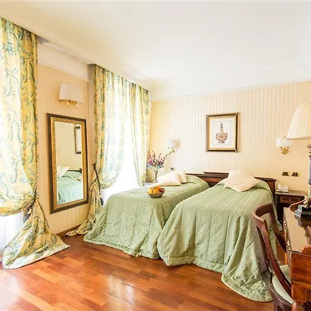 Otel Cecil 3*