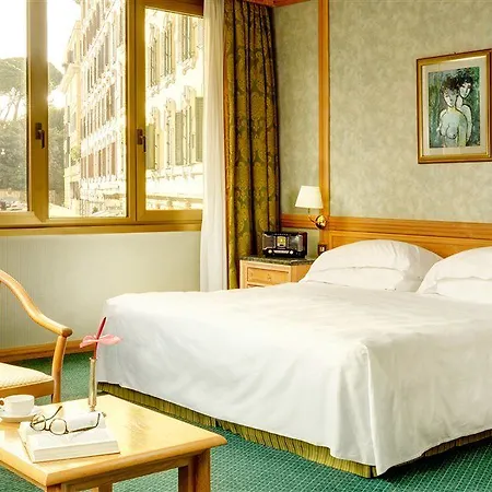 Hotel Beverly Hills 4*