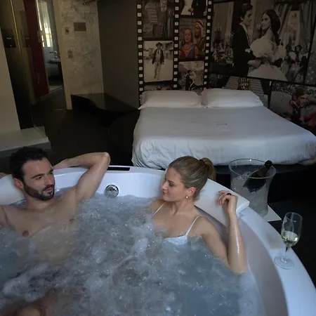 Irooms Jacuzzi 게스트하우스 로마