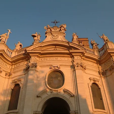 Domus Sessoriana Bed & Breakfast Roma