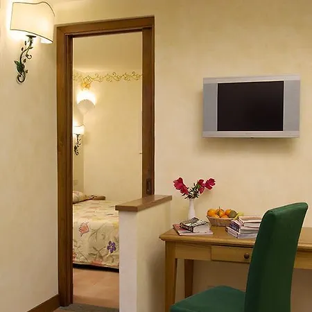 Santa Maria Hotel 3*