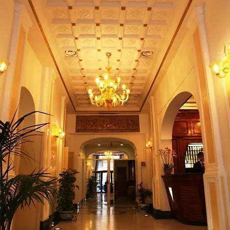 Hotel Augusta Lucilla Palace 4*