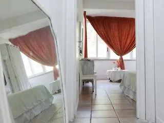 Gallery Guest house