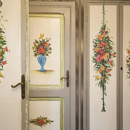 Residenza In Farnese Hotel