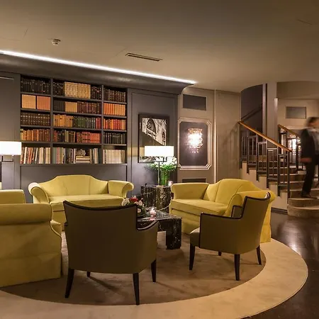 Hotel Beverly Hills 4*