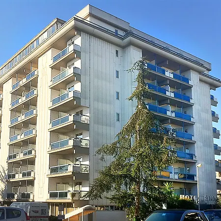 Pineta Palace 4* Řím
