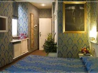 Residenza Canova Tadolini Luxury & 4* Rome