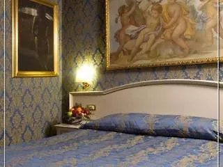 Hotel Residenza Canova Tadolini Luxury & 4*