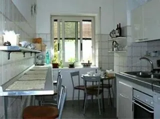 Bed & Breakfast Maison Genevois 3