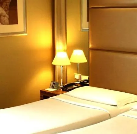 Saint John 4*
