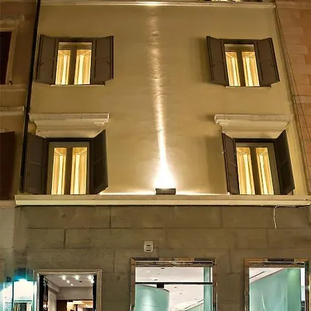Intown Luxury House