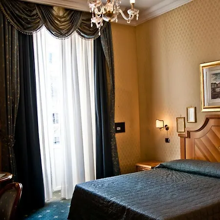 Les D'or Rome