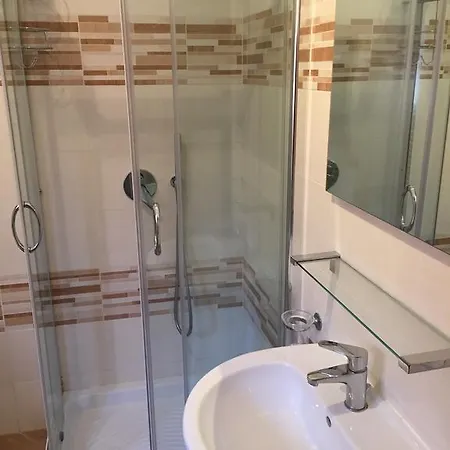 弗拉维亚屋顶公寓酒店 * 罗马