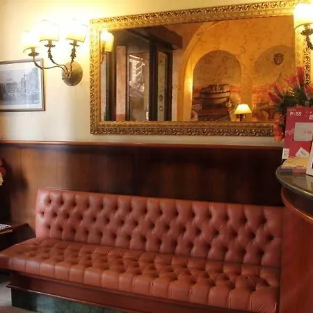 Assisi Hotel 3*