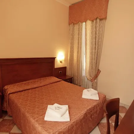 Hollywood Hotel Řím