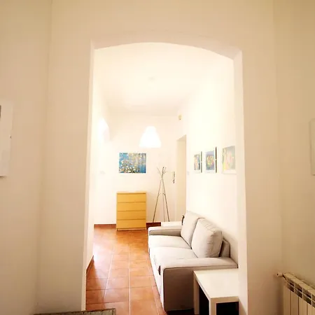 Colosseum Super Family Apartment Rome