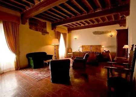 Hotel Columbus 4*