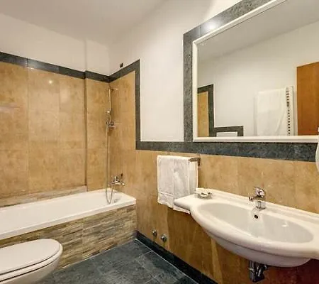 Hotel Romoli 3*