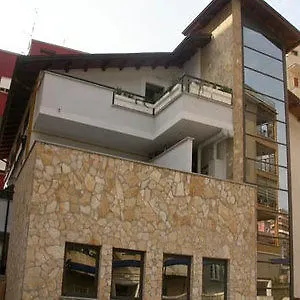 The 3* Ρώμη