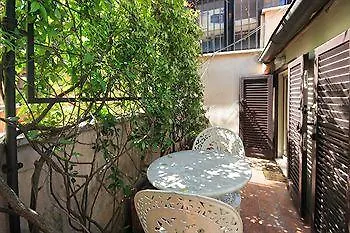 Frattina Apartment