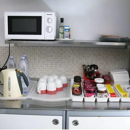 Nakissa Bed & Breakfast 3*
