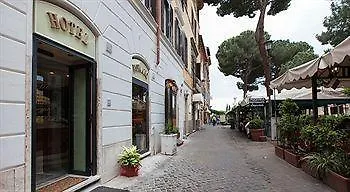 罗马诺酒店 酒店