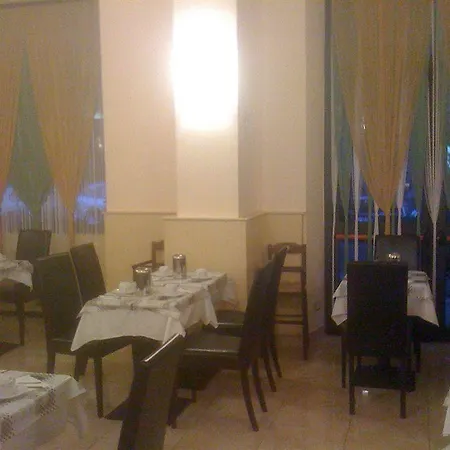 Maryelen Hotel 2*