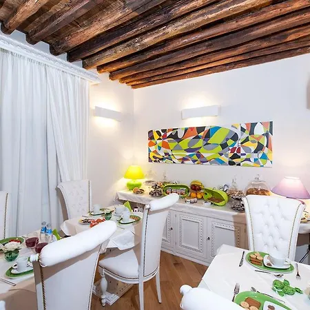 Domus Spagna Capo Le Case Bed & Breakfast Rome