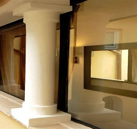 Navona Luxury Aparthotel Rome