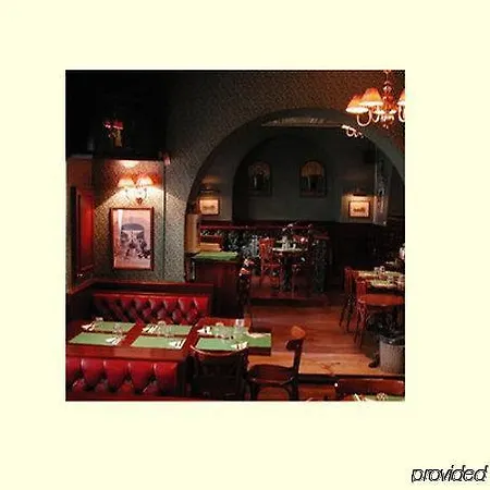 Flann O'brien 3* Рим