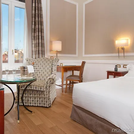 Hotel Marriott Grand Flora 4*