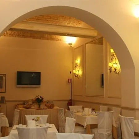 Flavia Hotel 3*