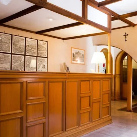 فندق Santa Prassede روما